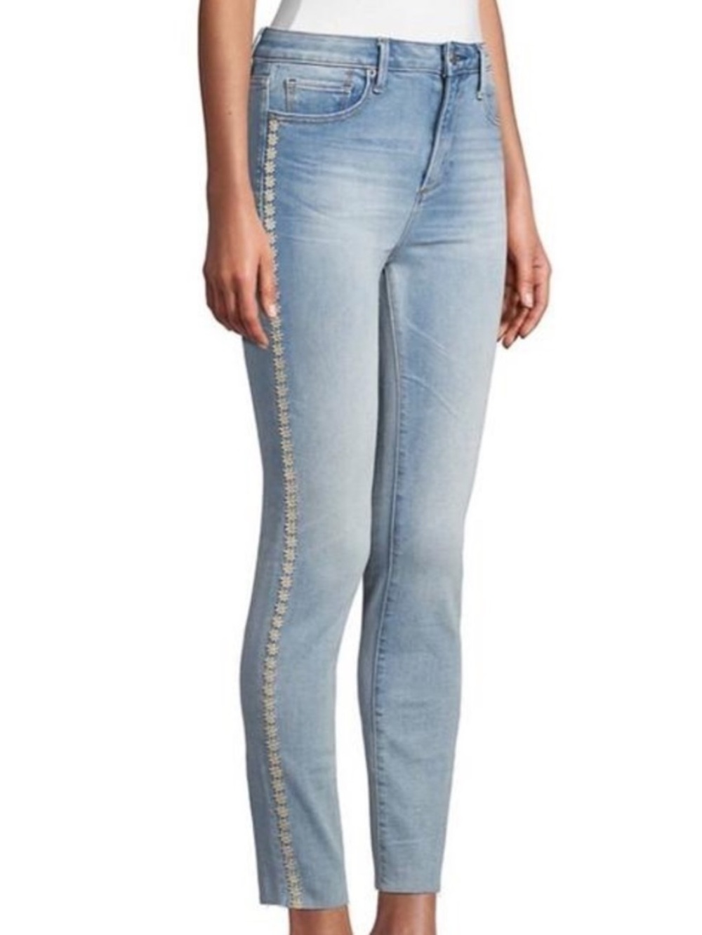 Driftwood Denim Jackie Skinny Leg High Rise Daisy Embroidered Jean Size 28